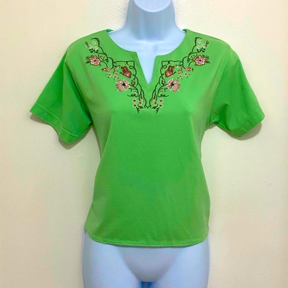 Keneth Too gorgeous embroidered flowers and butterflies MP 💚🌺 - Picture 1 of 4
